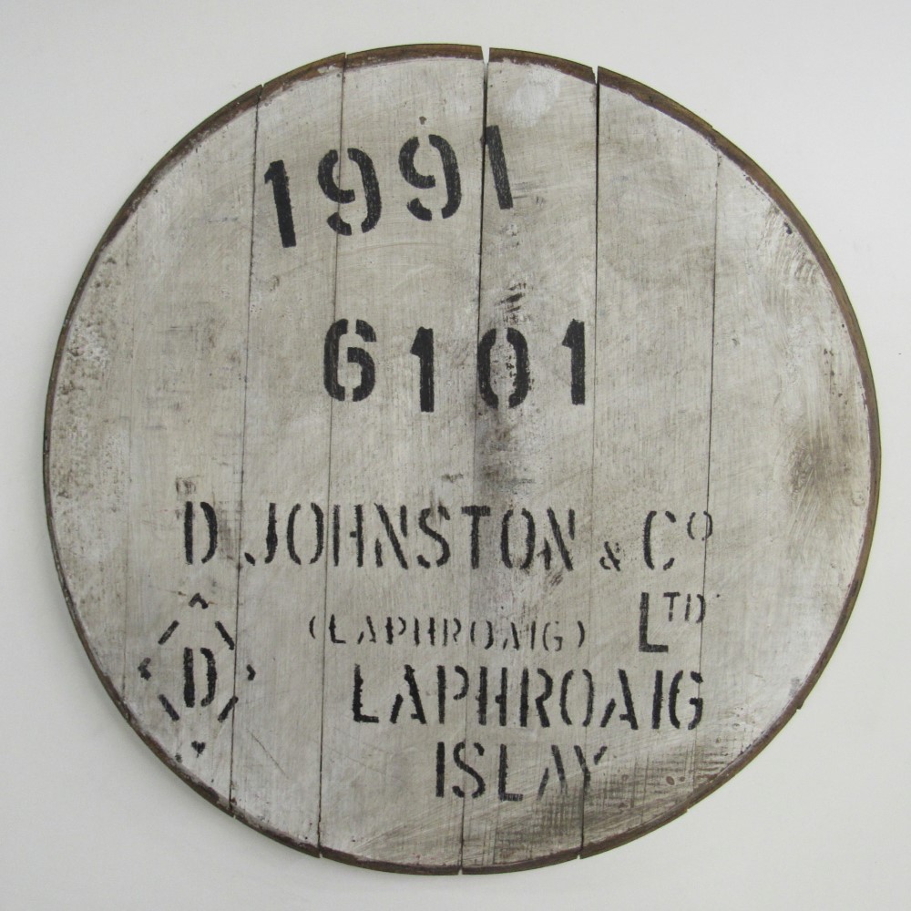 Whiskyfassdeckel aus der Lagavulin Whiskybrennerei aus dem Jahr 1971 mit der Fassnummer 5310